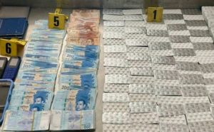 توقيف 2 تجار المخدرات مع حجز حوالي 4 الاف قرص مهلوس و جرعات من الكوكايين